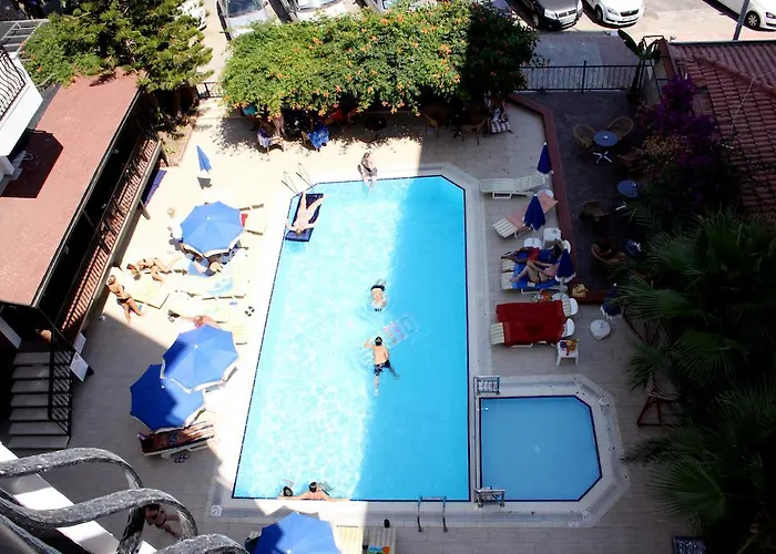 Aroma Готель Аланія