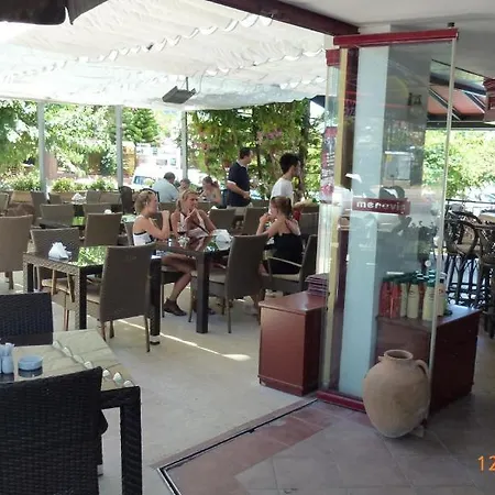 Aroma Готель 3*